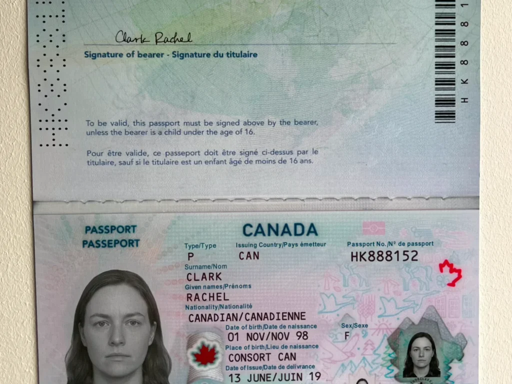 Synthetic Printed Canadian Passports Dataset
