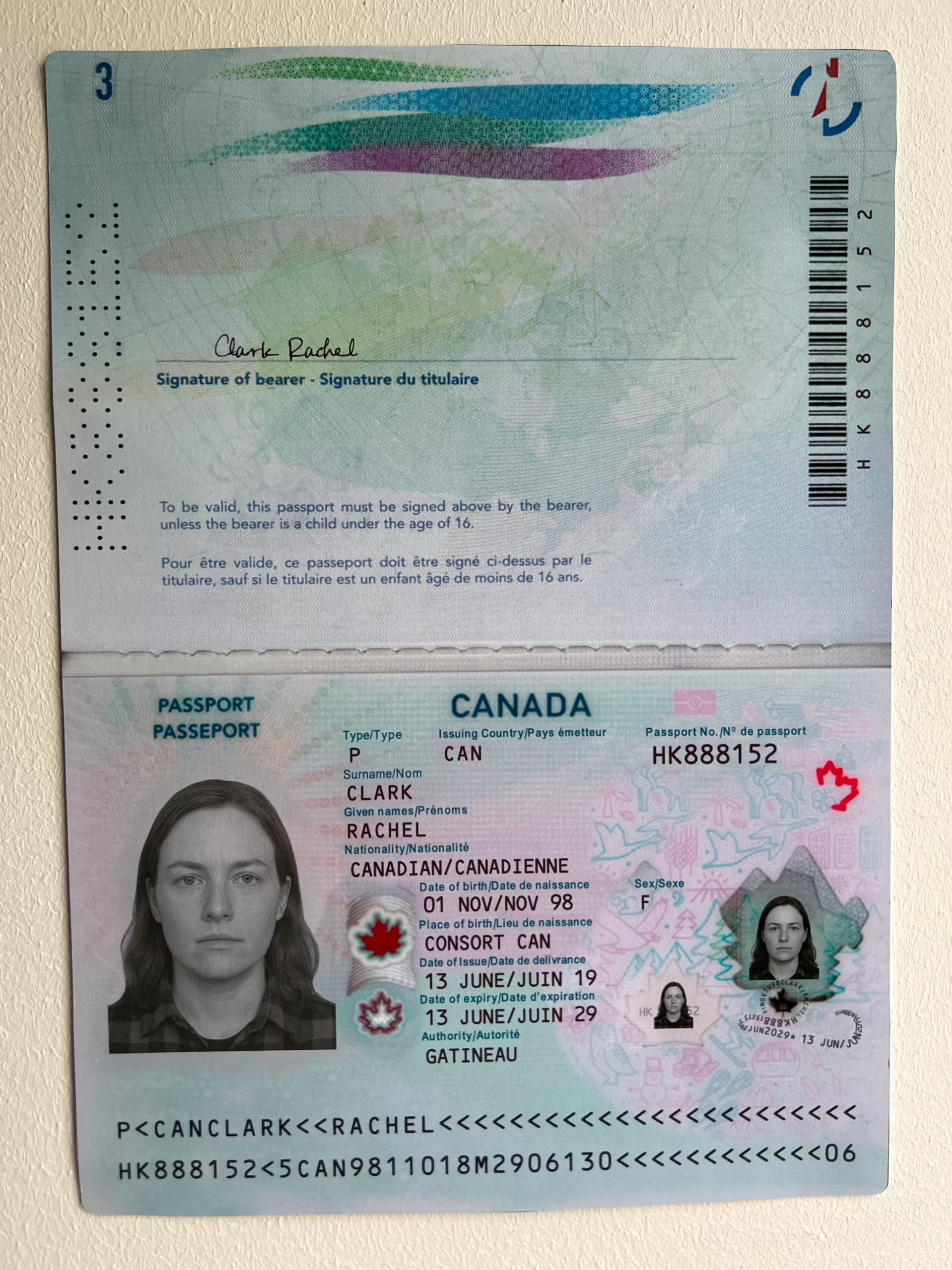 Synthetic Printed Canadian Passports Dataset