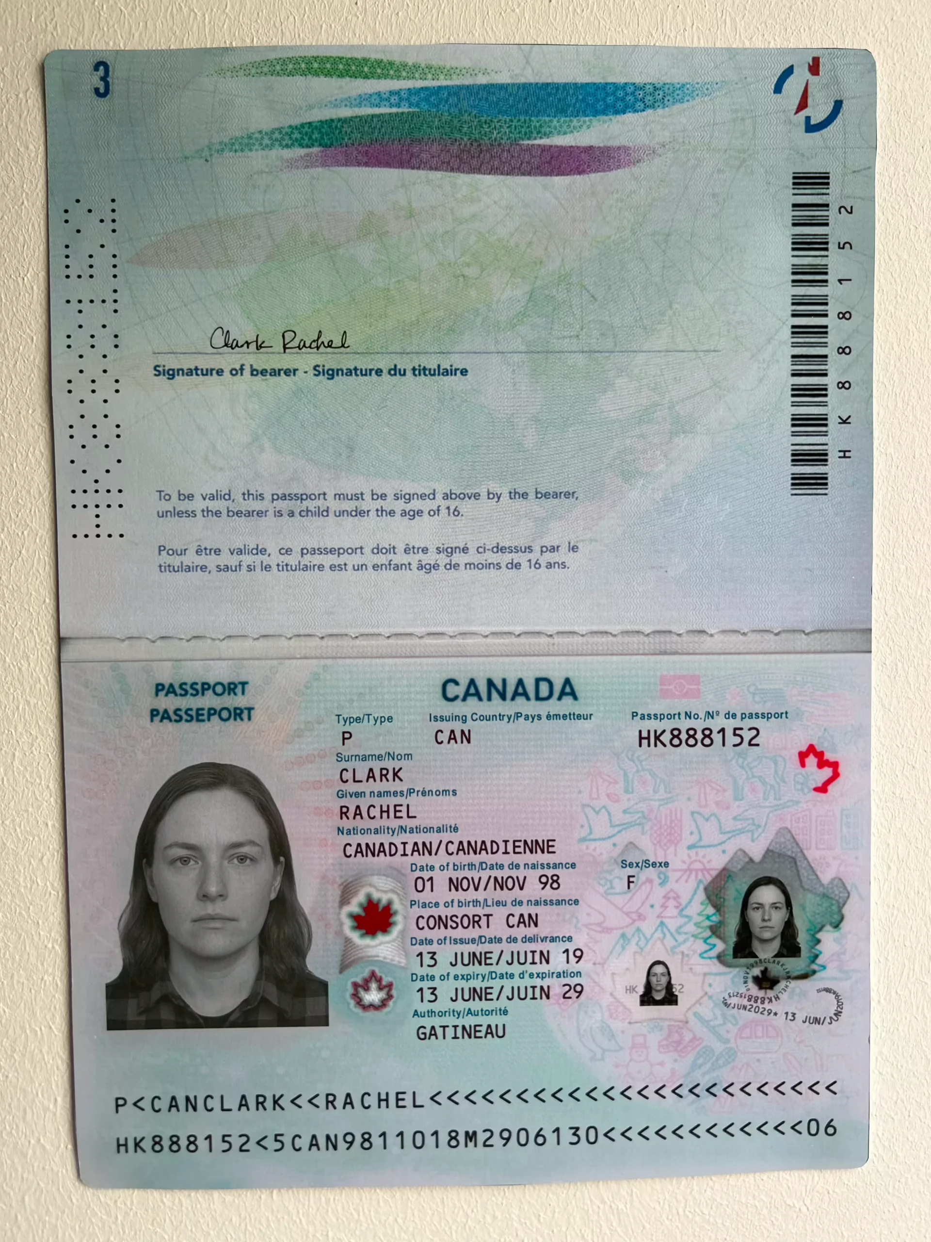Synthetic Printed Canadian Passports Dataset